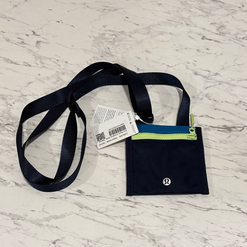 NWT Lululemon Ever Ready Crossbody Wallet